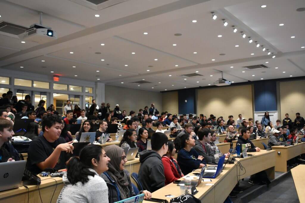 HackTCNJ hacker crowd